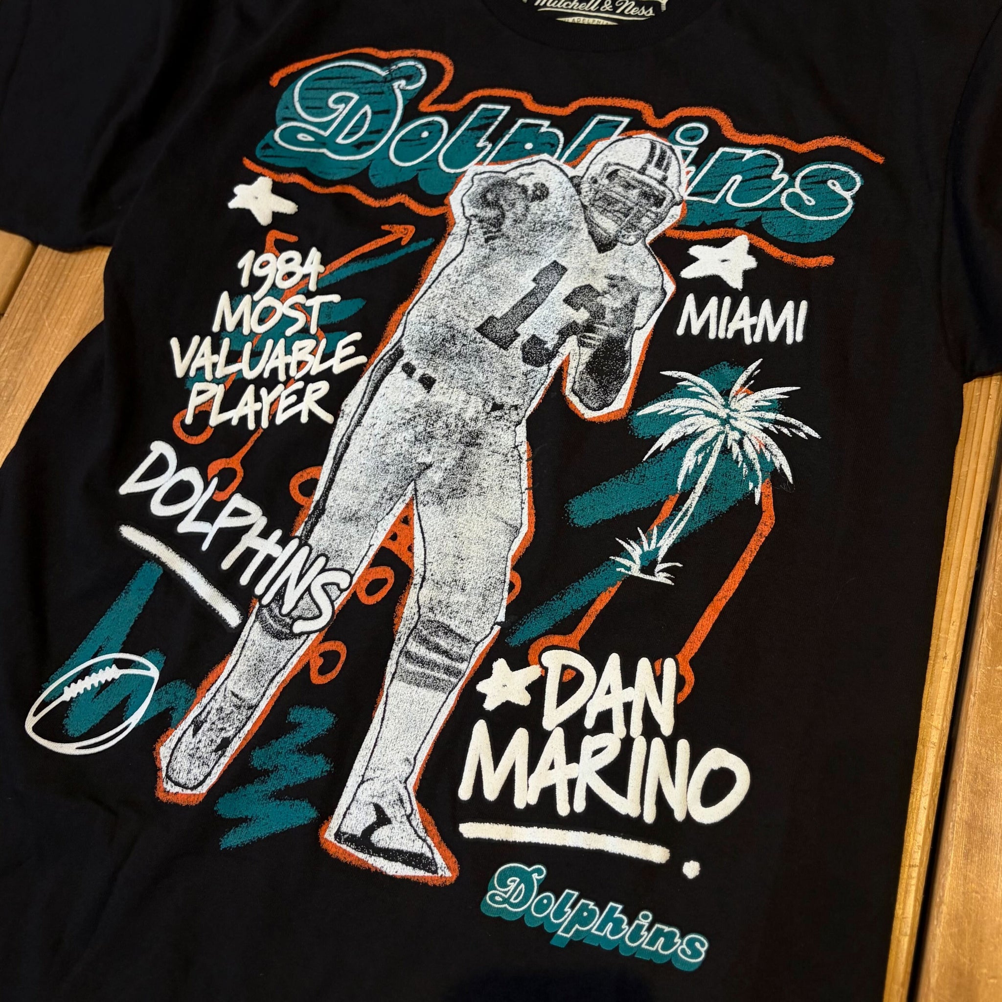 Miami Dolphins NFL Dan Marino Chalkboard Tee – The Sport Gallery