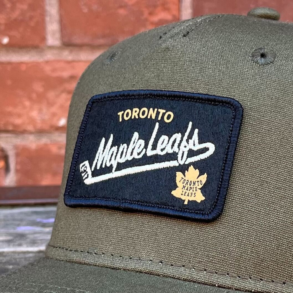 Vintage Toronto Maple Leaf by SS x Side Wave Script x Brand new