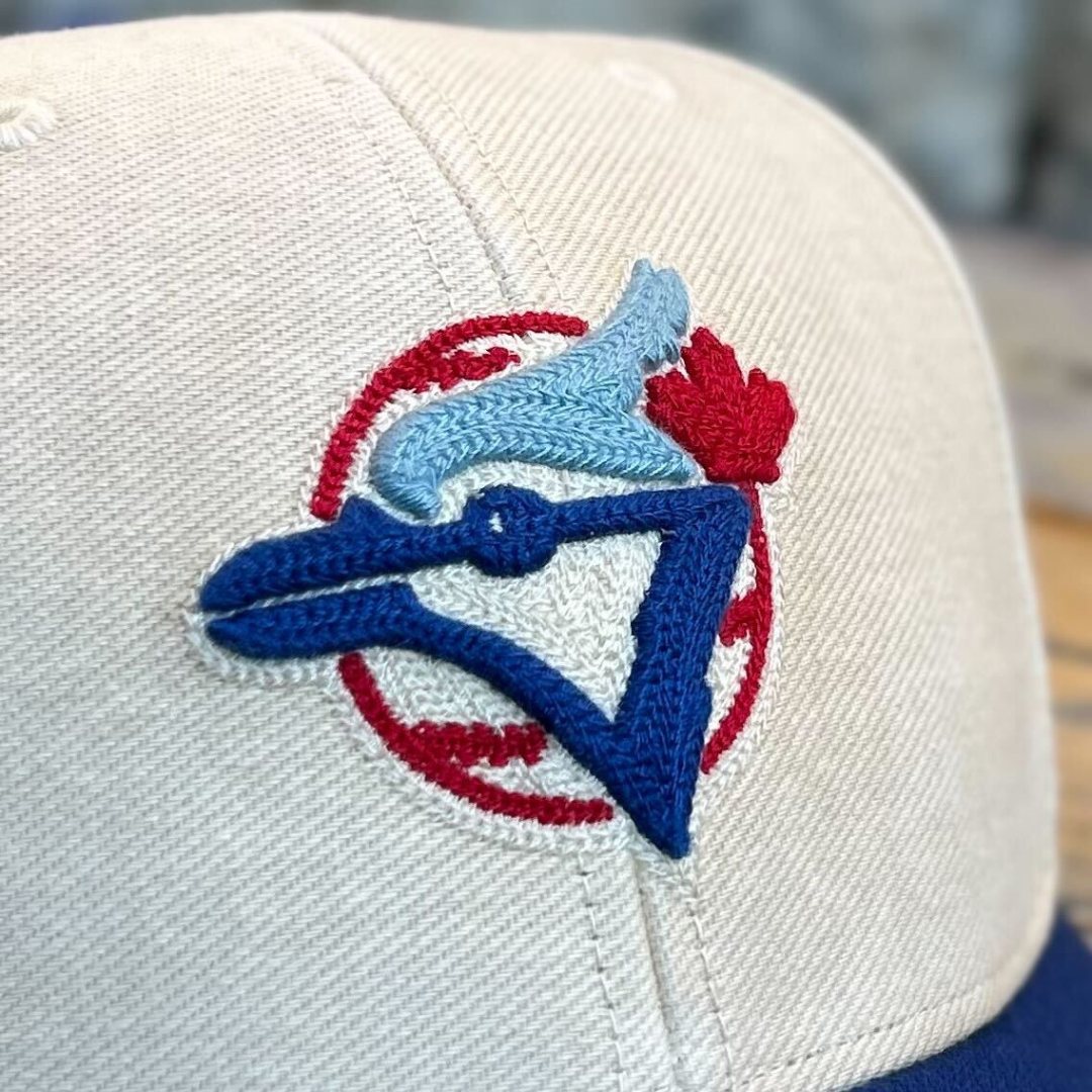 応援グッズ Vintage Toronto Jays Cap Vintage Toronto Blue Jays Snapback Hat Officially Licensed