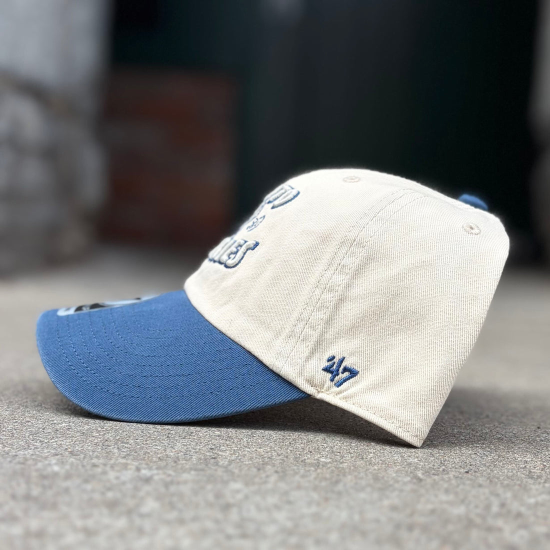 Toronto Huskies NBA Natural Two-Tone Clean Up Cap