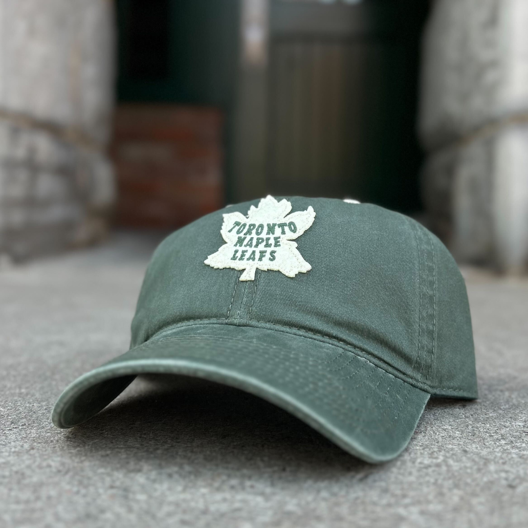 Maple leafs dad hat sales