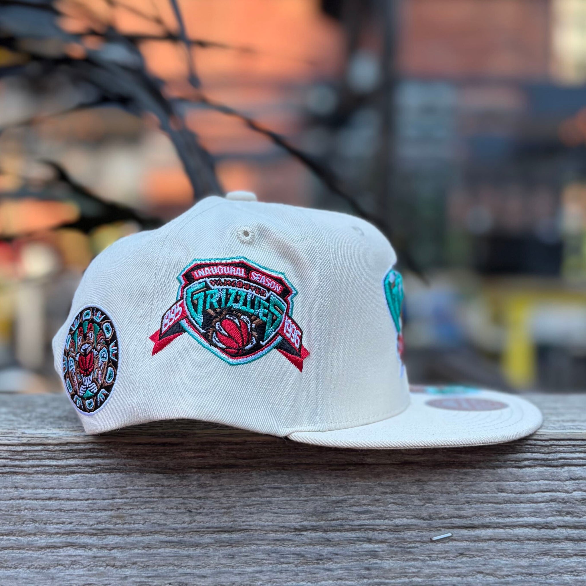 Vancouver Grizzlies NBA (1995-2001) Black Clean Up Cap – The Sport